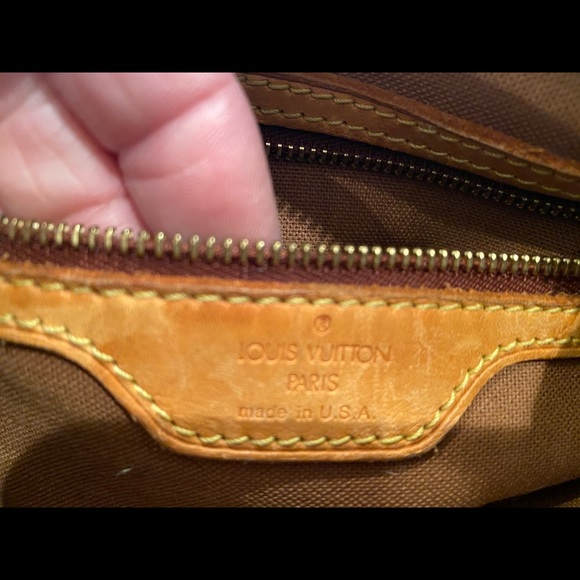 Authentic Louis Vuitton bag- oldie but goodie - Picture 7 of 8